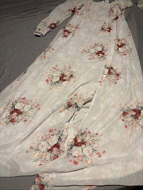 Balticborn floral Long Sleeve Maxi Dress in Cream and Red app 52” long 14” P2P